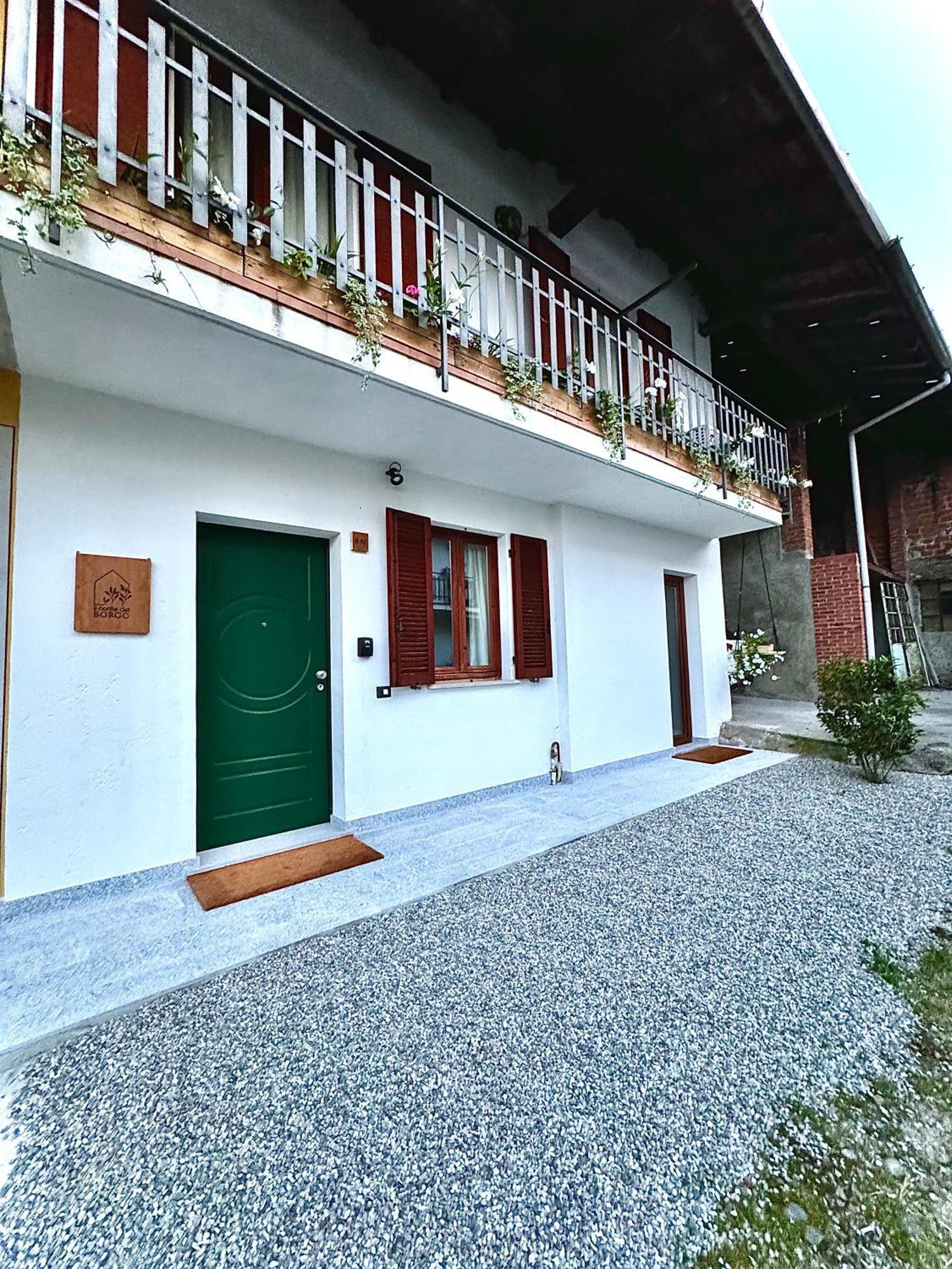 Il Cortile Del Borgo Villa Borgo Ticino ภายนอก รูปภาพ
