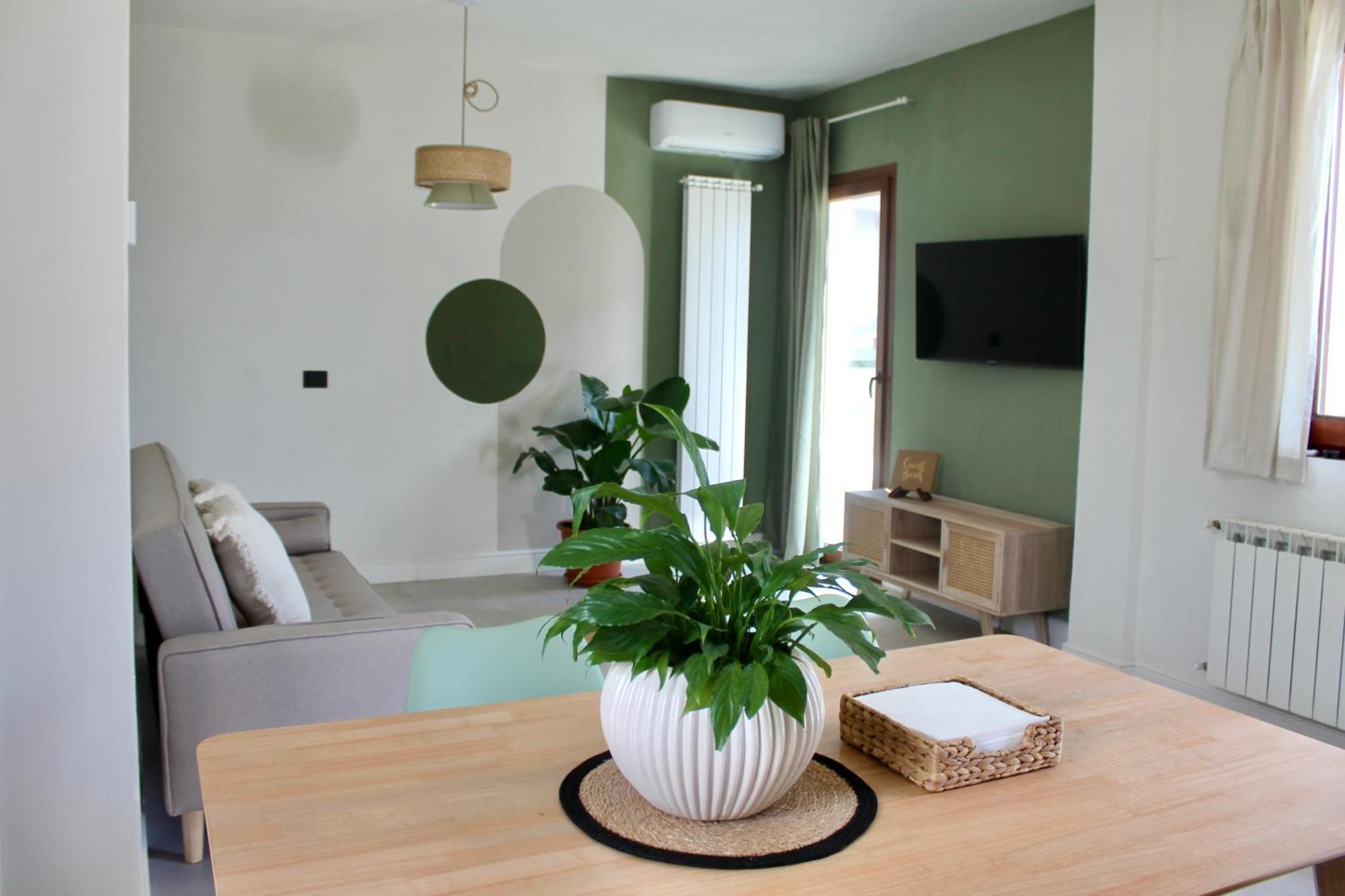 Il Cortile Del Borgo Villa Borgo Ticino ภายนอก รูปภาพ