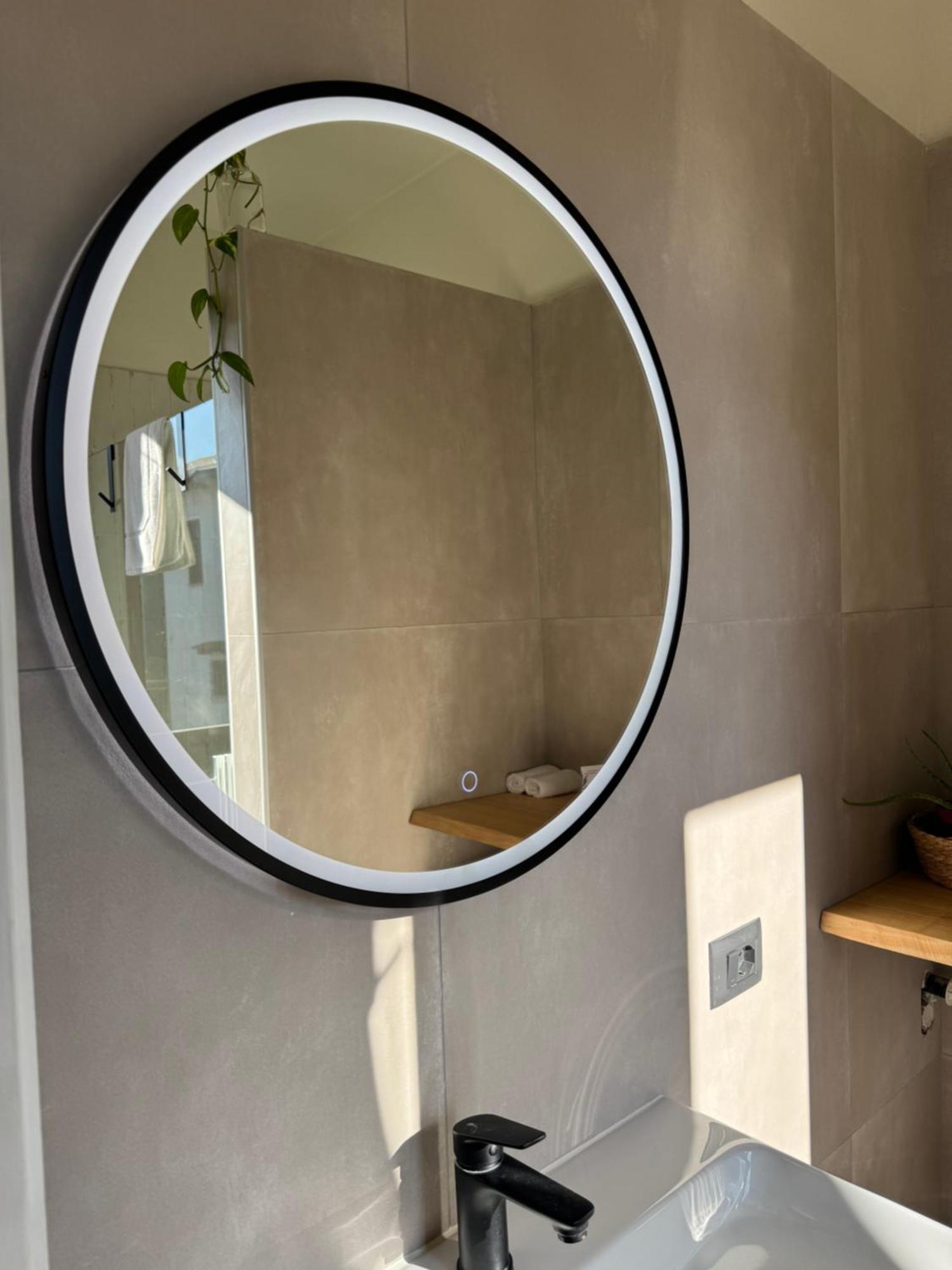 Il Cortile Del Borgo Villa Borgo Ticino ภายนอก รูปภาพ